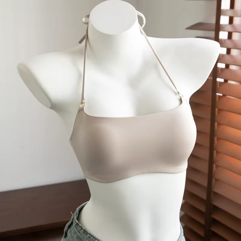 บราเล็ตแบบฮอลเตอร์สไตล์ KUCLUT - Bralette Wireless Soft บทวิจารณ์และราคา