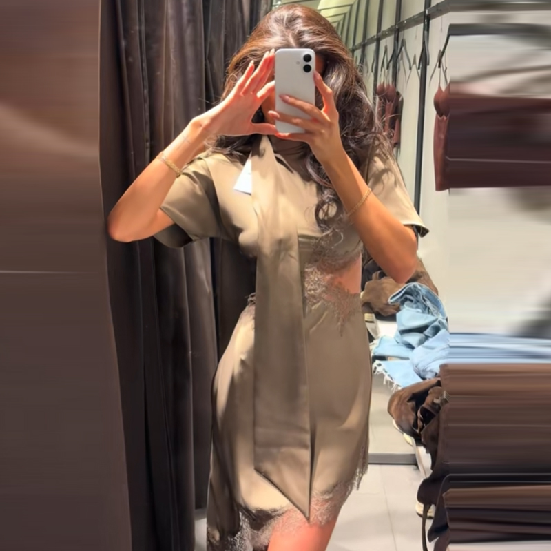 ชุดเดรสผ้าซาตินลูกไม้แบบอสมมาต - Slip Dress Satin บทวิจารณ์และราคา